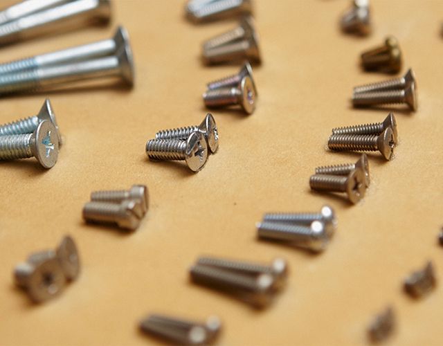 Precision screws, shafts, and other precision fasteners 